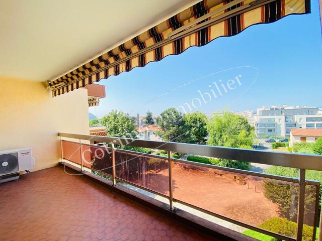 Appartement vente à La Croix, Bron