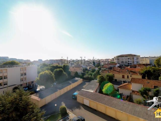Appartement location à Font de Veyre, Cannes