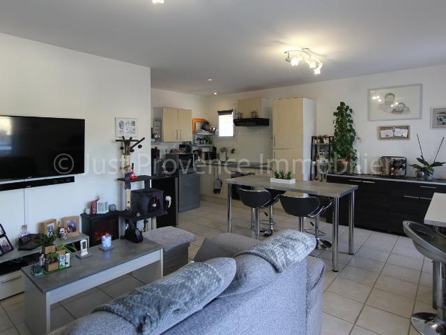 Appartement vente à Carpentras, Caromb