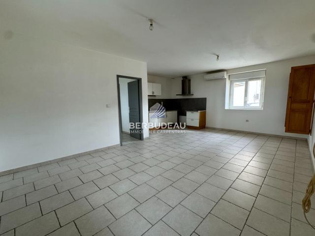 Appartement location à Carpentras, Pernes-les-fontaines