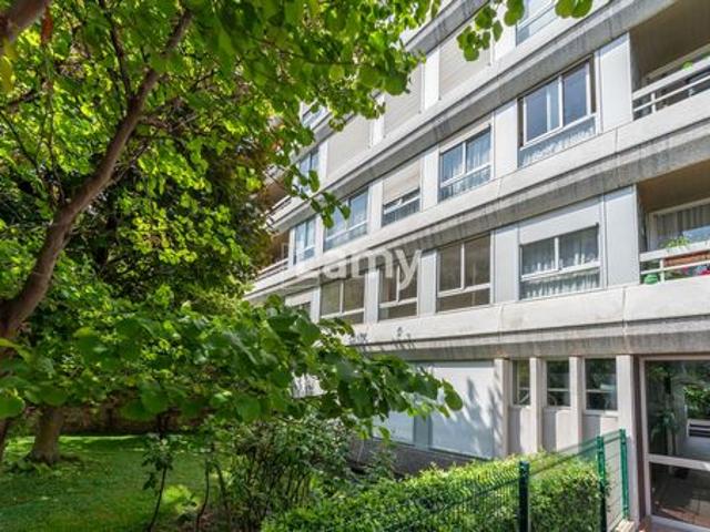 Studio vente à Paris, Quartier Saint-Lambert