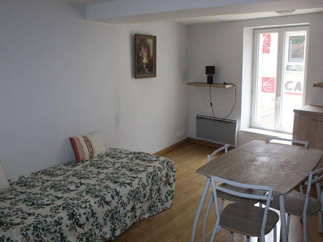 Studio location à Chablis