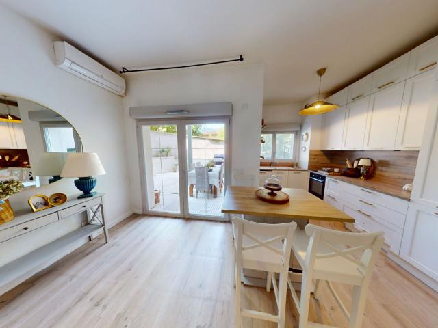 Appartement vente à Grenoble, Le Champ-près-froges