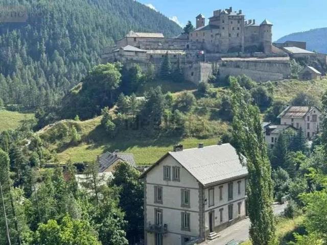 Appartement vente à Château-Queyras, Château-Ville-Vieille