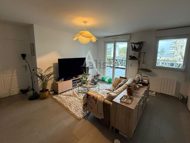 Appartement location à Belle-Île, Chelles