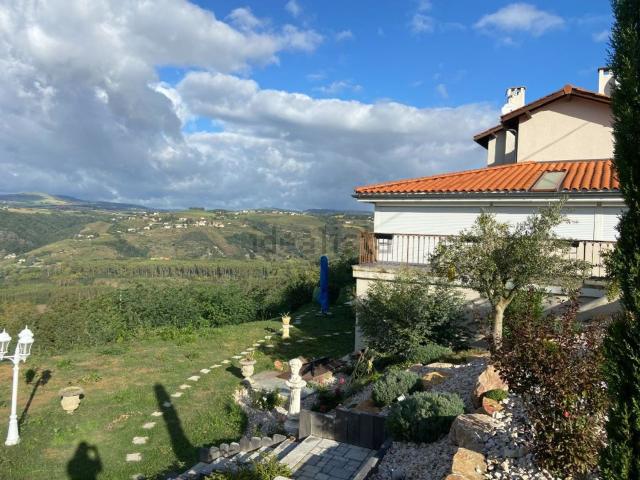 Appartement location à Chonas-l'Amballan, Isère
