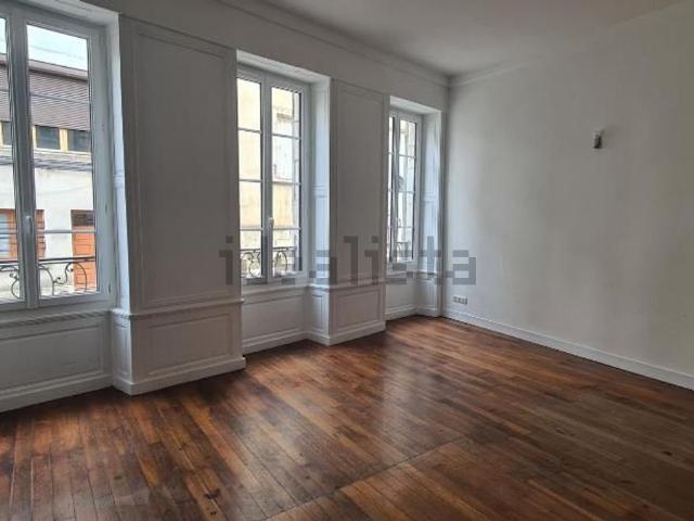 Appartement location à cité de la sablière, Clamecy