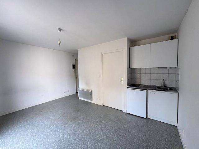 Studio location à Ballainvilliers, Clermont-Ferrand