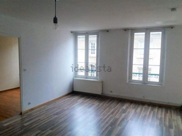 Appartement location à Centre Ville, Compiègne