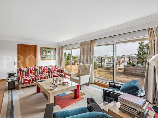 Appartement vente à Paris, Île-de-France