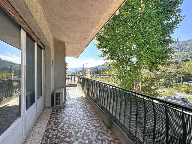 Appartement vente à Saint-Roch, Contes