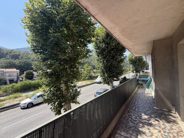 Appartement vente à Saint-Roch, Contes