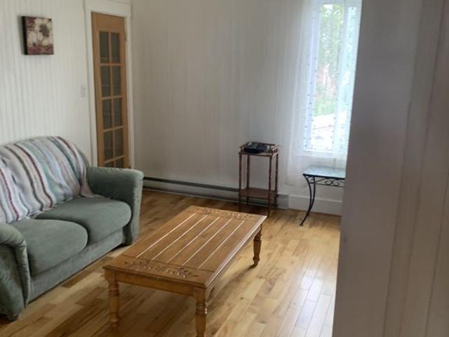 Apartment for rent in Sainte-Anne-des-Monts, Gaspésie–Îles-de-la-Madeleine