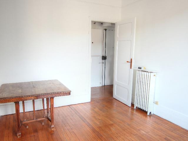Studio location à Nanterre, La Garenne-colombes