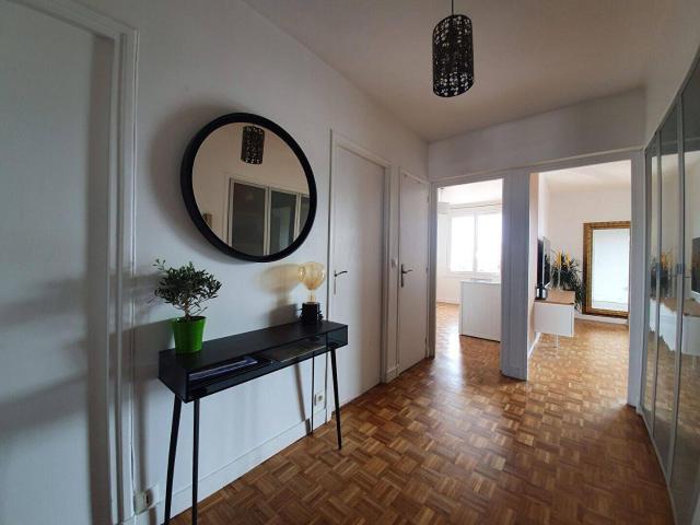 Appartement location à Quartier Cœur de Ville, Courbevoie