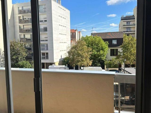 Appartement location à Faubourg de l'Arche, Courbevoie