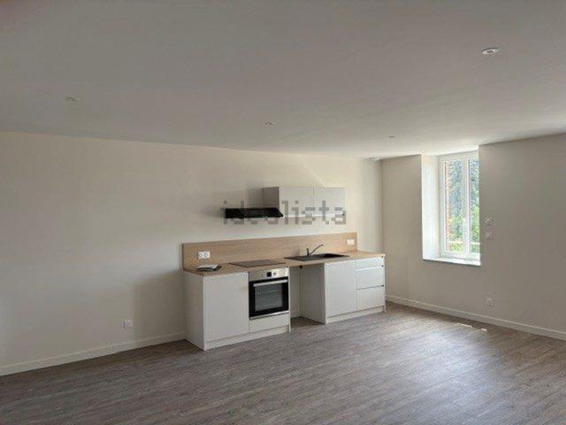 Appartement location à Valissant-Haut, Cours