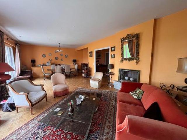 Appartement vente à Le Marché Rimchard, Saint-Nom-la-Bretèche