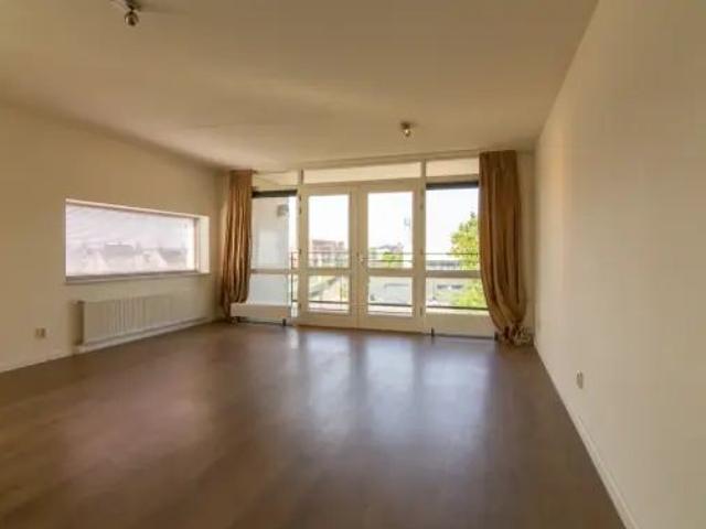 Appartement te huur in Carnisselande, Barendrecht