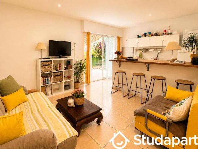 Studio location à Le Ponteil, Antibes