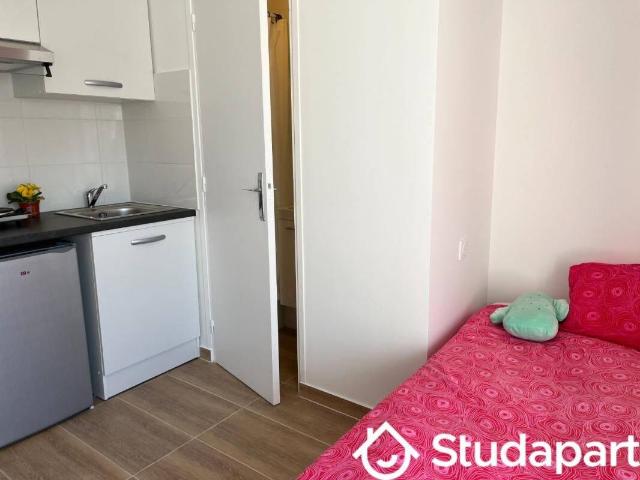 Studio location à Bords de Marne - Val de Brie, Créteil