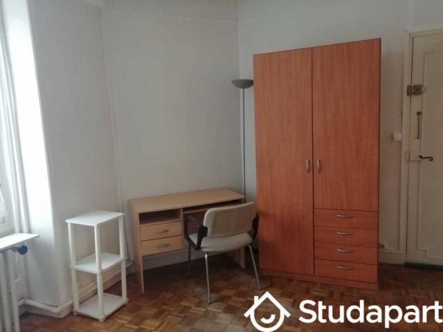 Studio location à Bures-sur-Yvette, Essonne