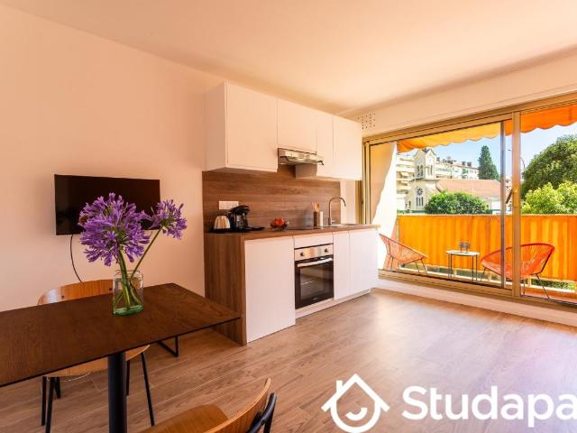 Appartement location à Nice, Roquebrune-cap-martin