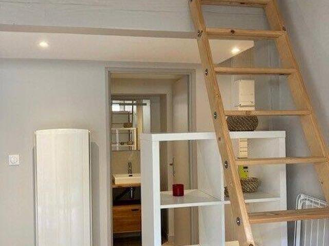 Studio location à Les Pins-Francs, Bordeaux