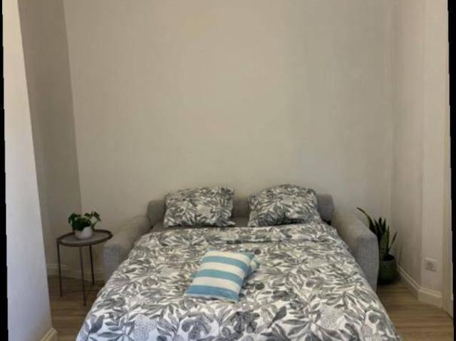 Studio location à Centre Ville, Antibes