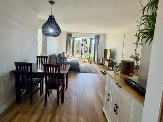 Apartment for rent in Saint-Constant, Montérégie