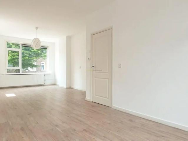 Appartement te huur in Charlois, Rotterdam