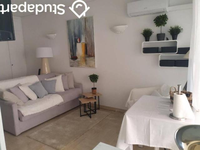 Studio location à Le Ponteil, Antibes