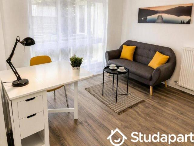 Studio location à Cholet