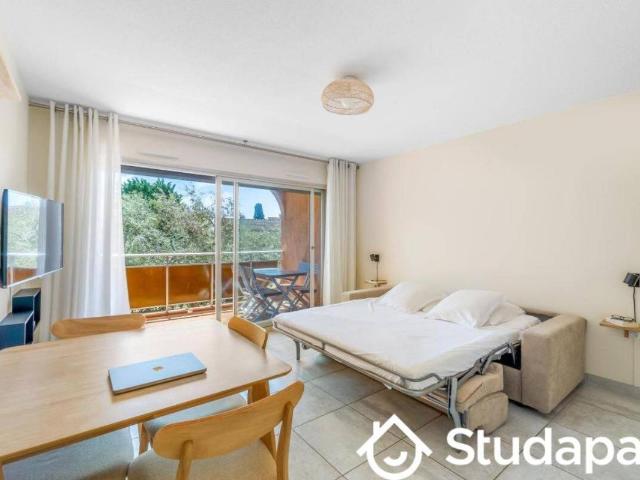 Studio location à Golfe-Juan, Vallauris