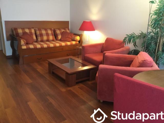 Appartement location à France métropolitaine, Courbevoie