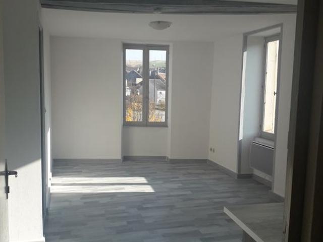 Appartement location à Auxerre, Gy-l'evêque
