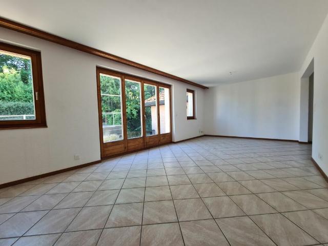 Wohnung mieten in Sainte-Croix, Waadt