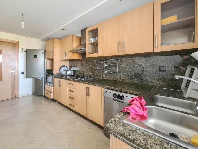 Appartement location à Anfa, Gharb-Chrarda-Beni Hssen