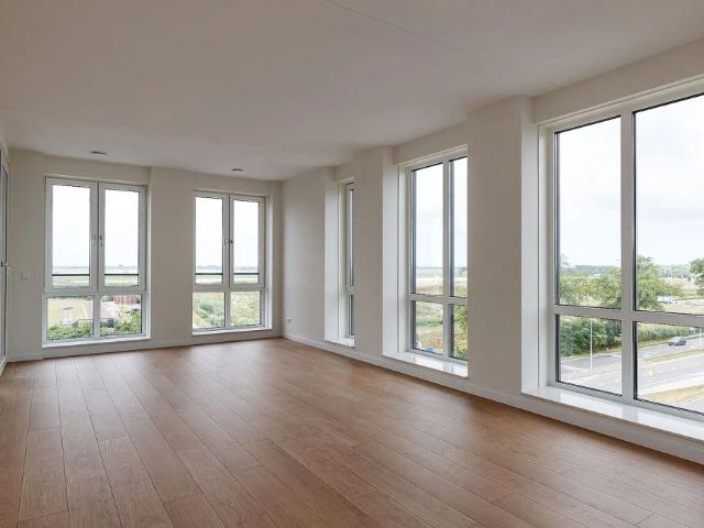 Appartement te huur in Badhoevedorp, Noord Holland
