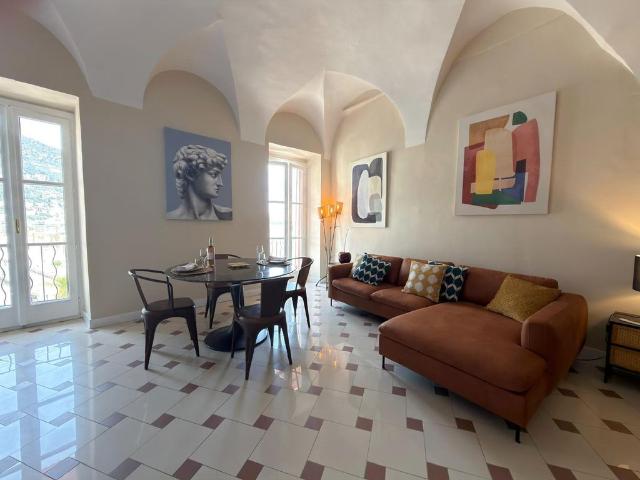 Appartement location à Nice, Menton