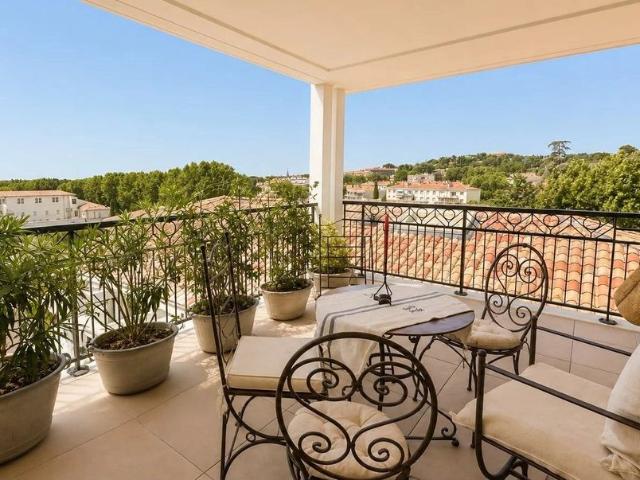 Appartement vente à Aix-en-Provence, Aix-en-provence