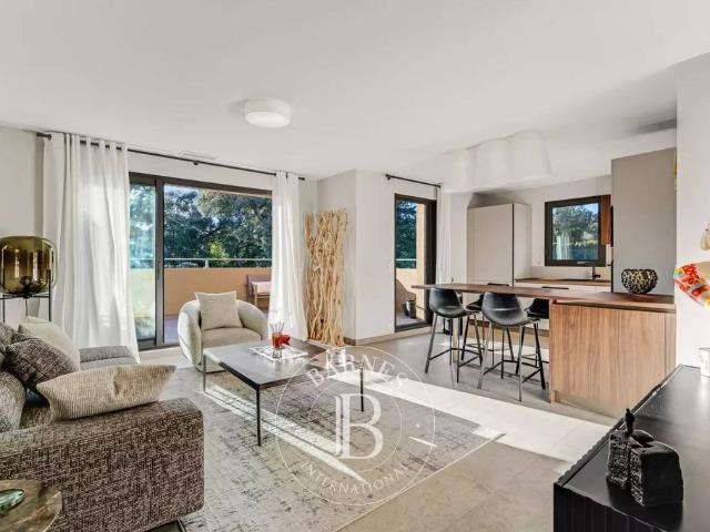 Appartement vente à Arrondissement de Draguignan, Grimaud