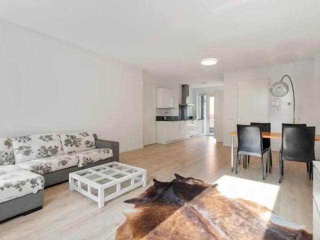 Appartement te huur in Diemen-Zuid, Diemen