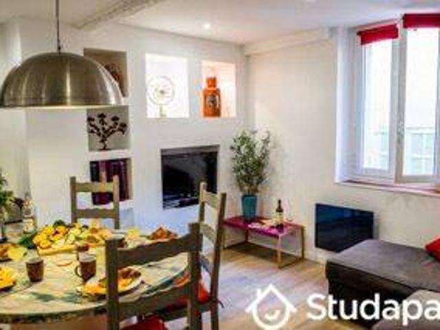Appartement location à Vieille Ville, Antibes