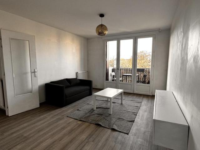 Appartement location à France métropolitaine, Colombes