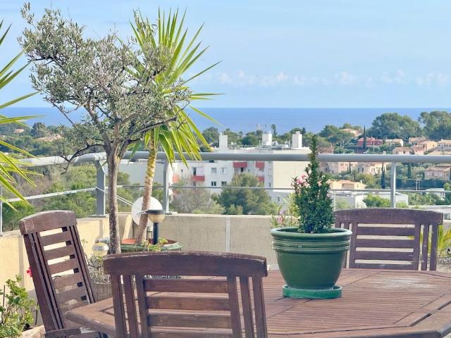 Appartement vente à Arrondissement de Draguignan, Saint-raphaël