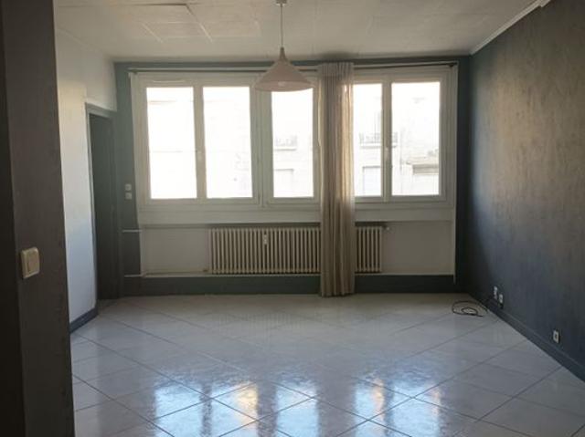 Appartement location à Saint-Étienne, Saint-etienne