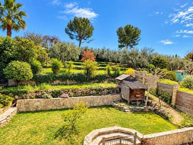 Appartement vente à Le Rouret, Alpes-Maritimes