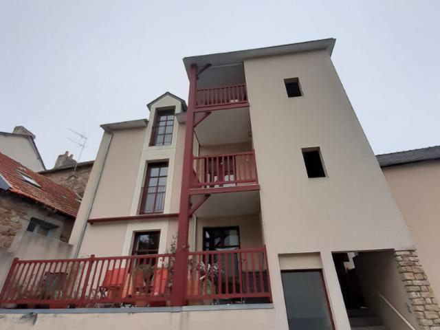 Appartement location à La Haute Rivière, Saint-Nicolas-de-Redon