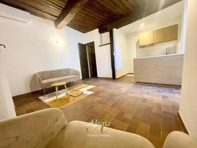 Appartement vente à Brignoles, Cotignac